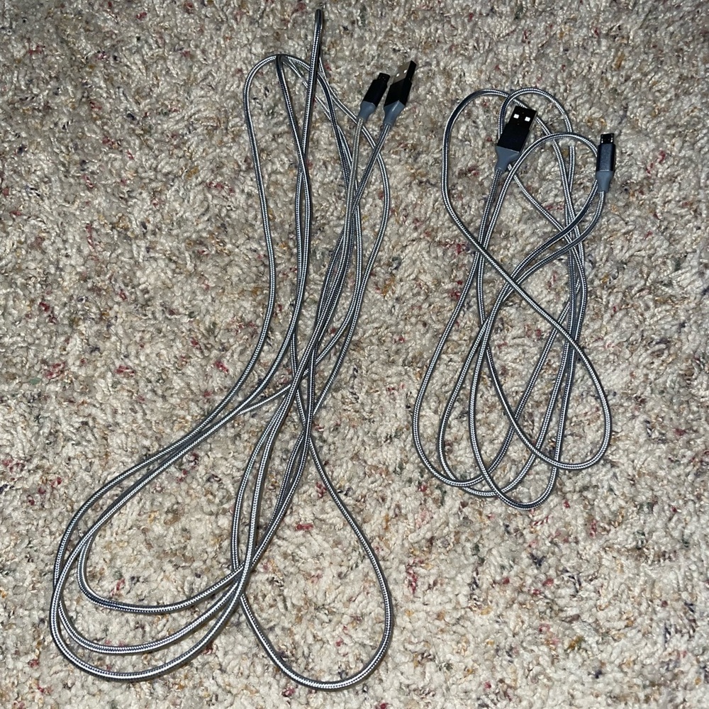 Android cellphone charger plugs long cords